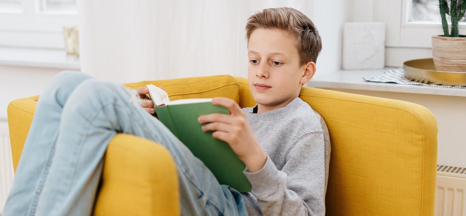 Tenn leselysten med en skikkelig spennende bok! Foto: Contrastwerkstatt