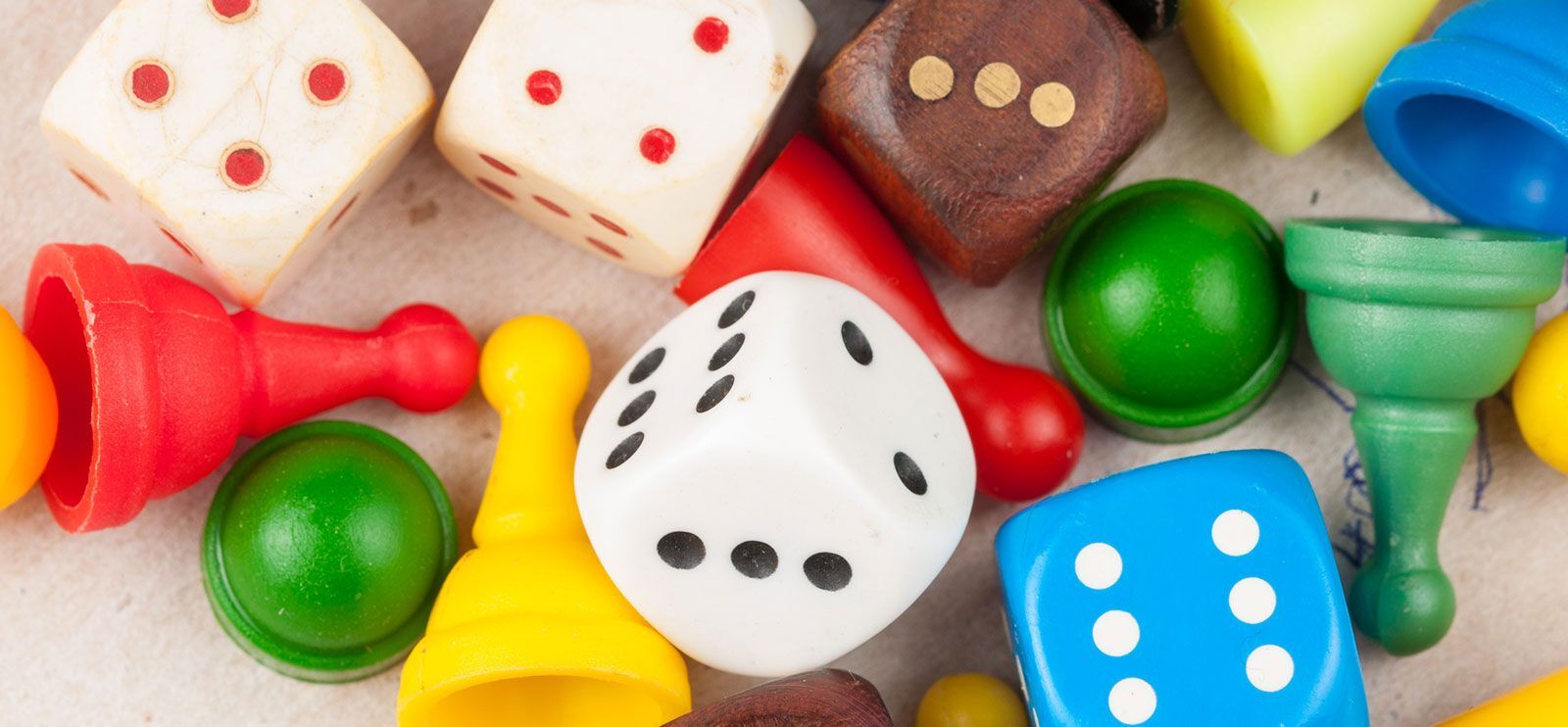 Brettspill er gøy og lærerikt for barn! Foto: finchmaystor