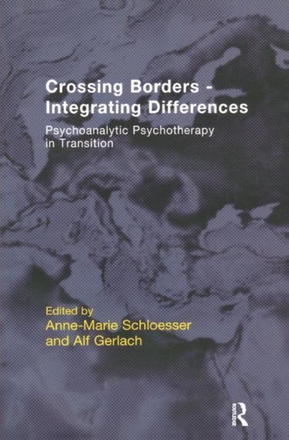Bilde av Crossing Borders - Integrating Differences